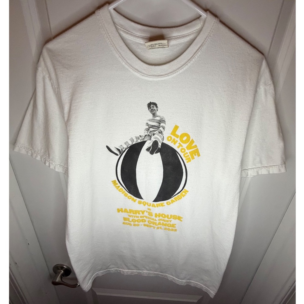 Harry Styles Love On Tour 2022 MSG Harrys House Graphic T-Shirt Sz Mens Medium - Picture 2 of 6